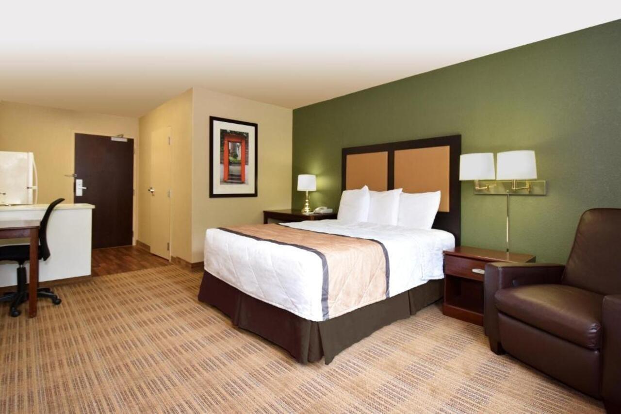 เอ็กซ์เทนด์ สเตย์ อเมริกา ฟรีมอนต์ -วอร์ม สปริงส์ Hotel Warm Springs District ภายนอก รูปภาพ