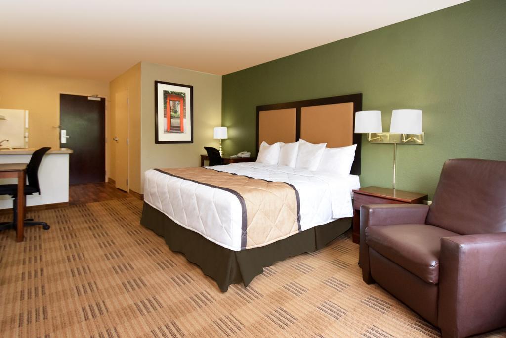 เอ็กซ์เทนด์ สเตย์ อเมริกา ฟรีมอนต์ -วอร์ม สปริงส์ Hotel Warm Springs District ภายนอก รูปภาพ